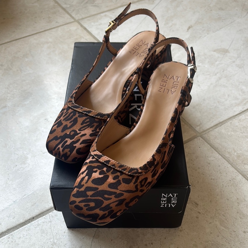 Naturalizer Leopard Print Slingback Flats in Brown and Black